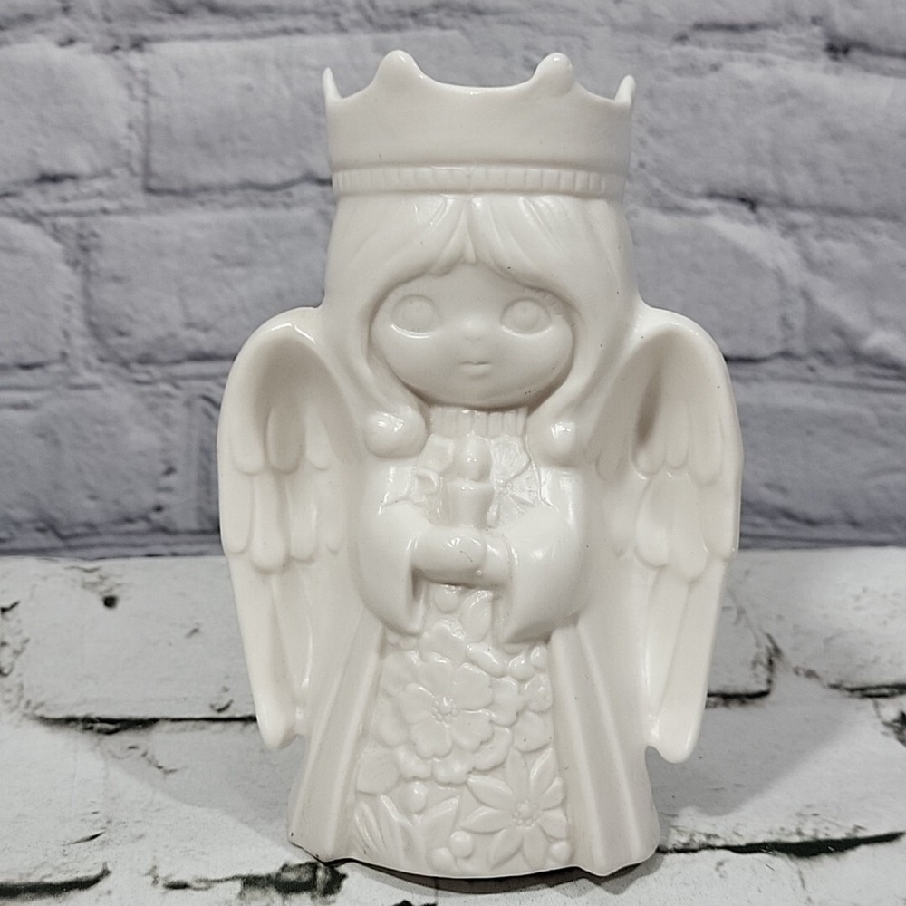 Vintage Noel Angel Christmas Candle Holder Holiday Decor Ceramic Figural